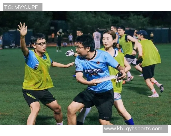 运动数据南京飞盘队在世界攀岩锦标赛中的精彩表现与力量分析 运动数据南京飞盘队在世界攀岩锦标赛中的精彩表现与力量分析